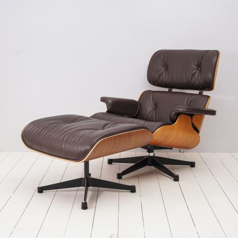 Eames-LC-11