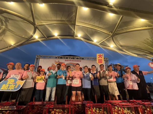 大觀盃馬拉松4500人竹圍漁港起跑 首邀單身男女路跑聯誼活動照片共12張第6張