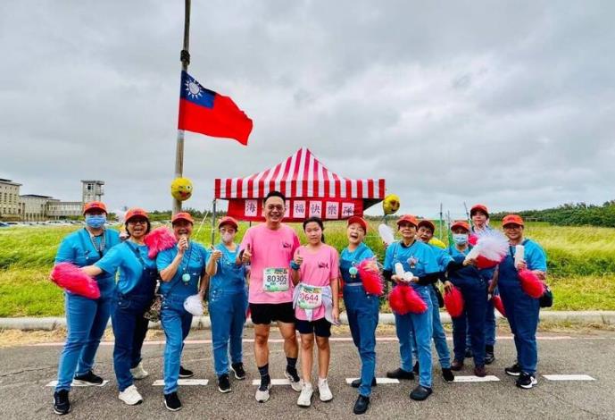 大觀盃馬拉松4500人竹圍漁港起跑 首邀單身男女路跑聯誼活動照片共12張第4張