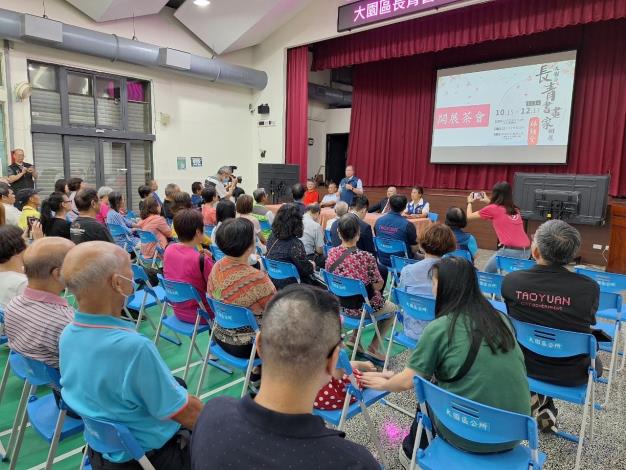  大園區長青書畫家個展活動系列照片，共8張第6張