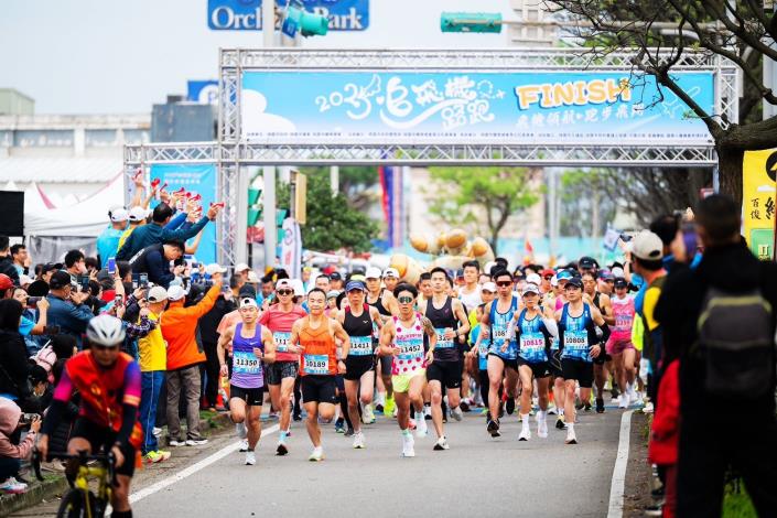 2025追飛機路跑活動照片共6張第5張