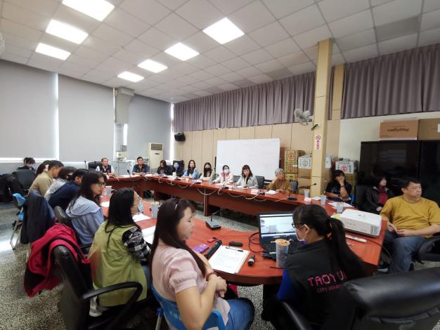 LINE_ALBUM_1131101社安網會議_241101_73