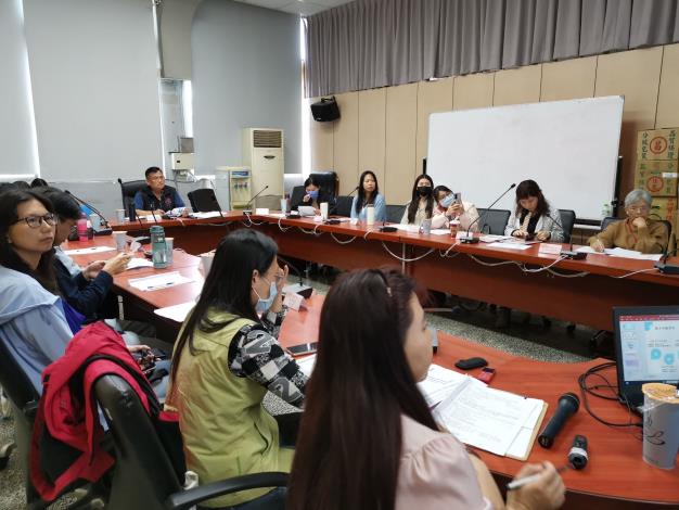 LINE_ALBUM_1131101社安網會議_241101_4