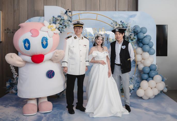 市長與新人合照05